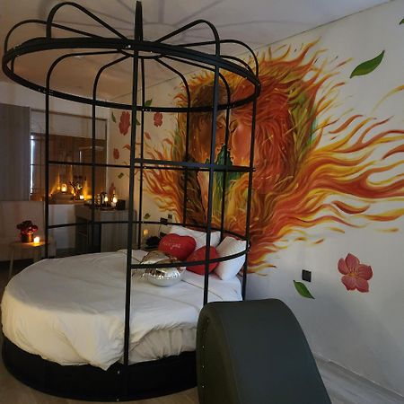 Hotel The Mcr Luxury Nha Trang Esterno foto
