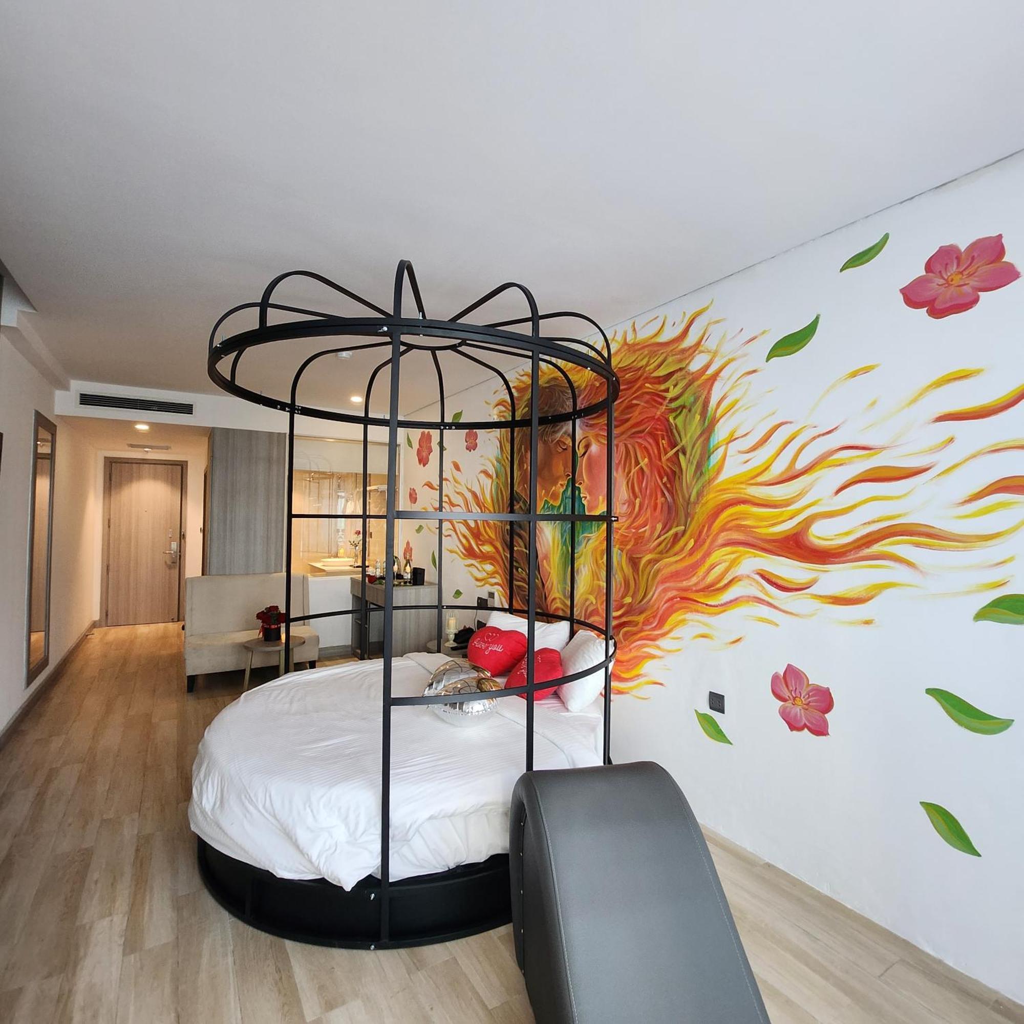 Hotel The Mcr Luxury Nha Trang Esterno foto