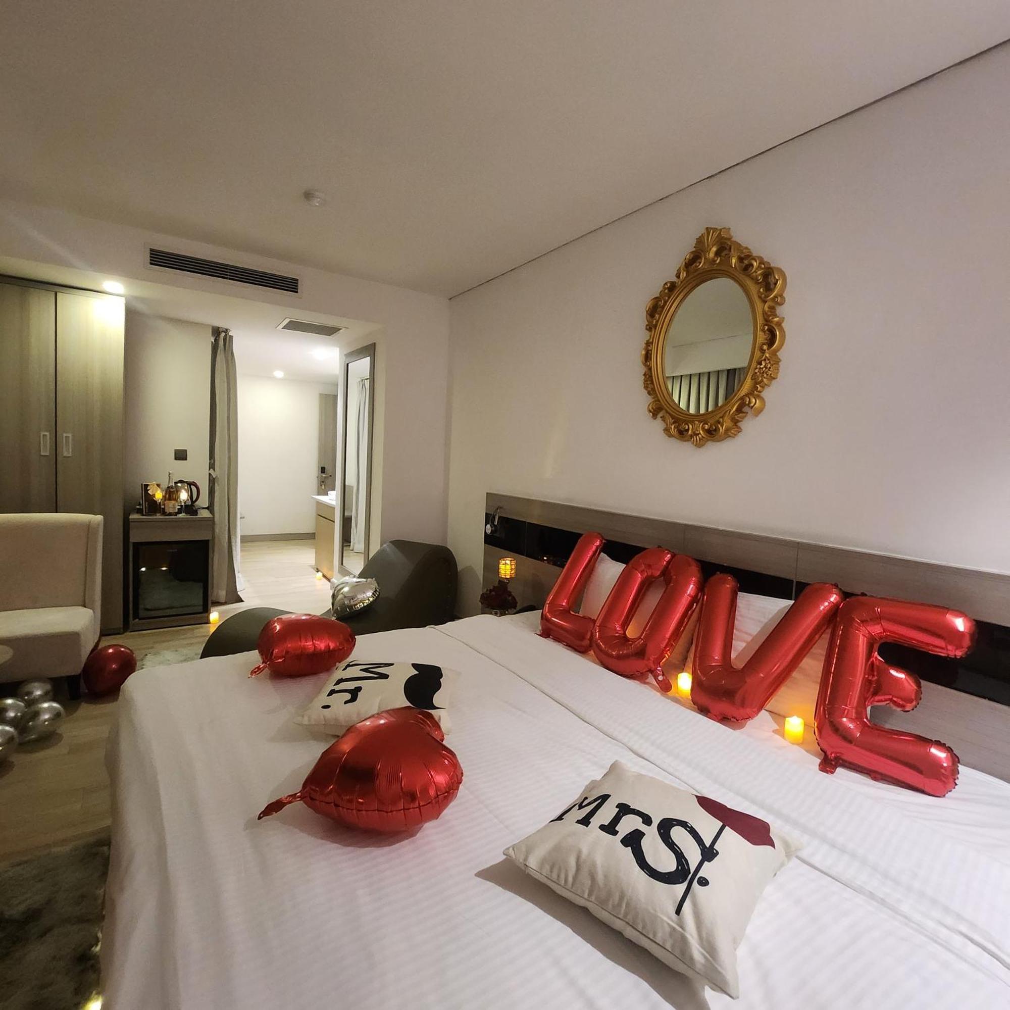 Hotel The Mcr Luxury Nha Trang Esterno foto