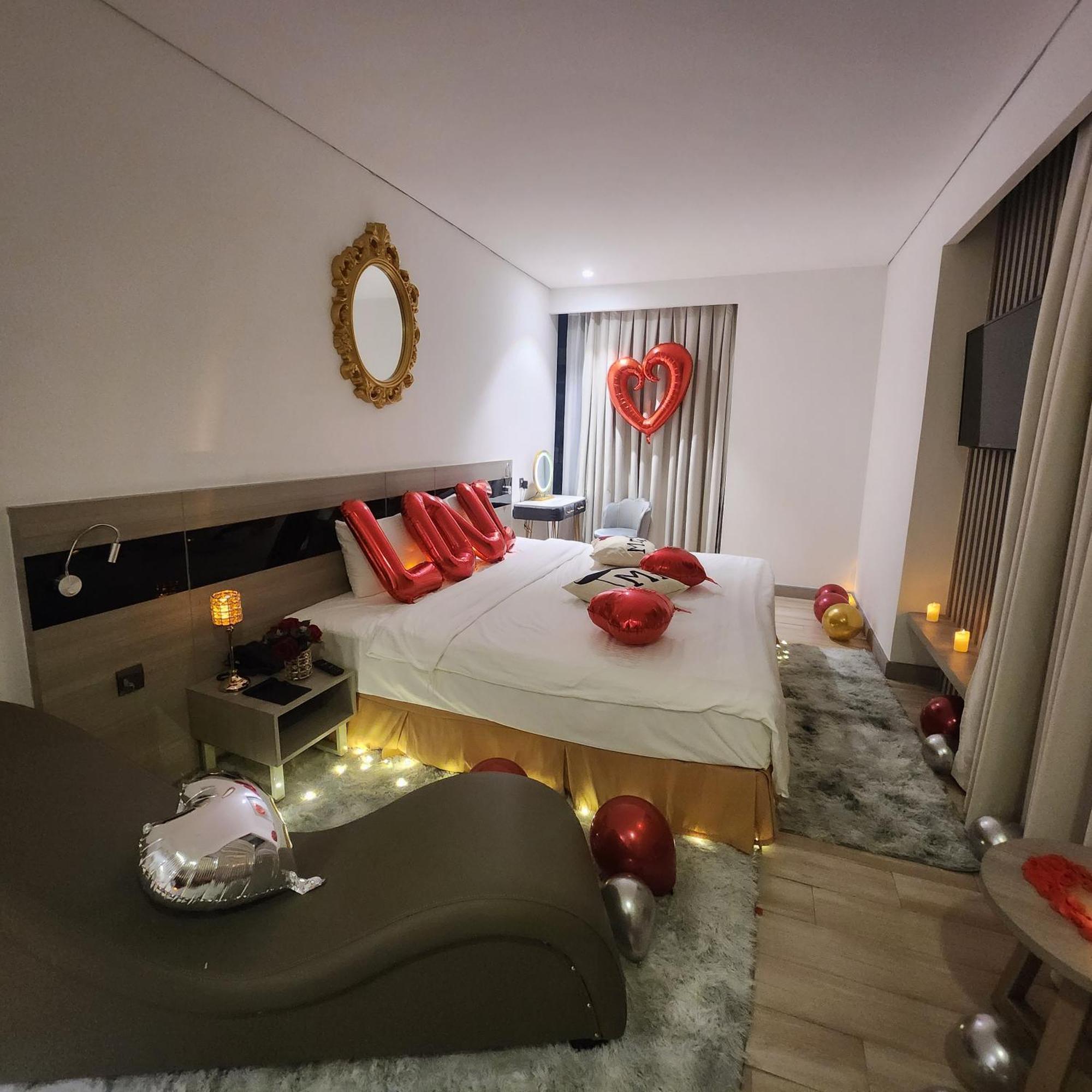 Hotel The Mcr Luxury Nha Trang Esterno foto
