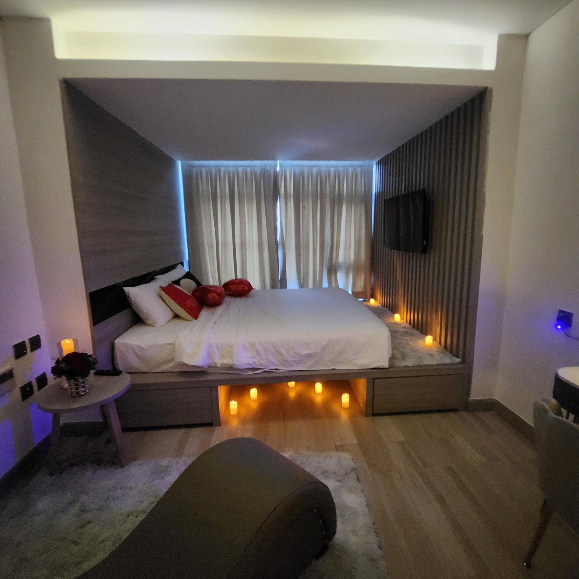 Hotel The Mcr Luxury Nha Trang Esterno foto