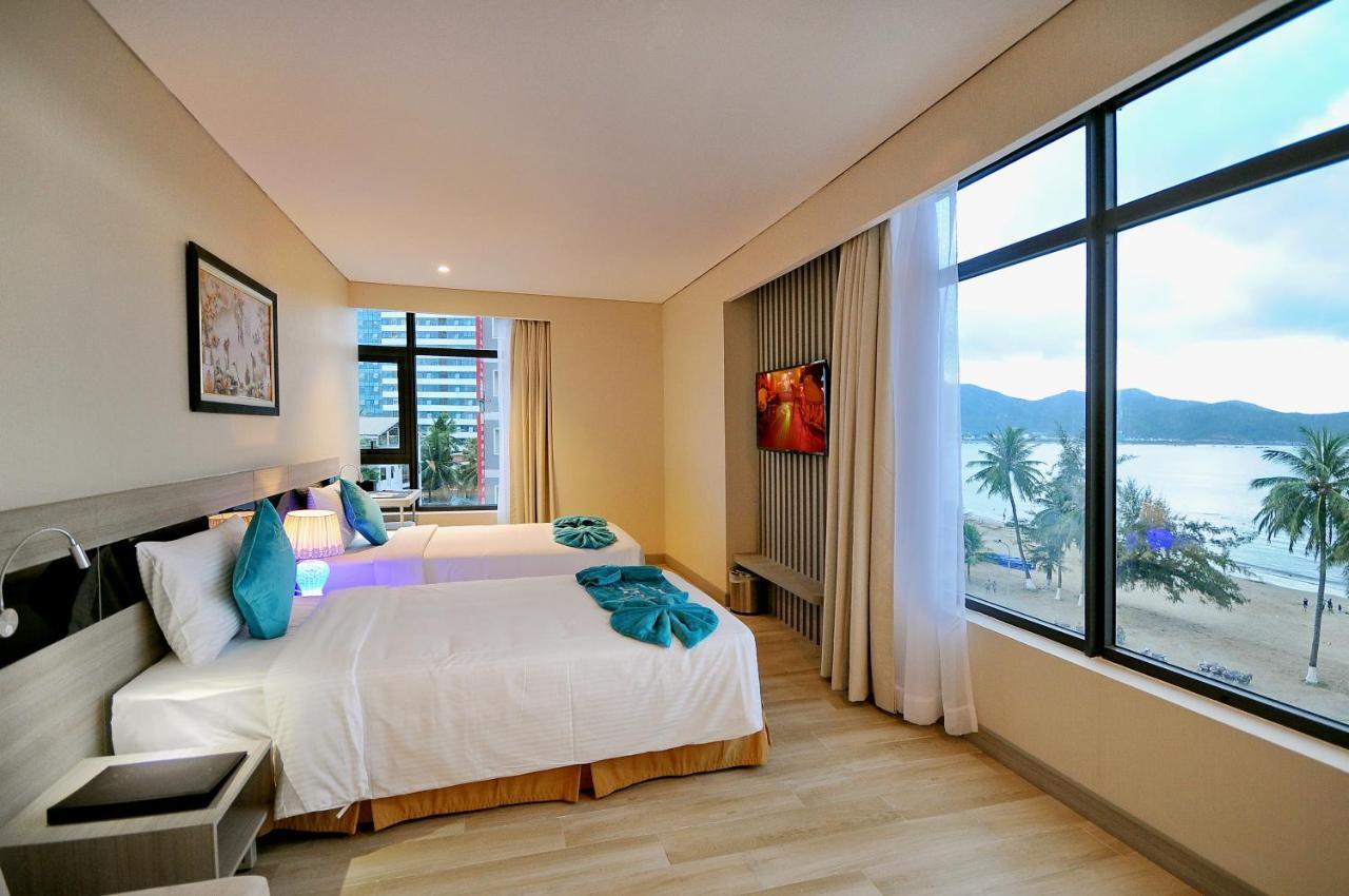 Hotel The Mcr Luxury Nha Trang Esterno foto