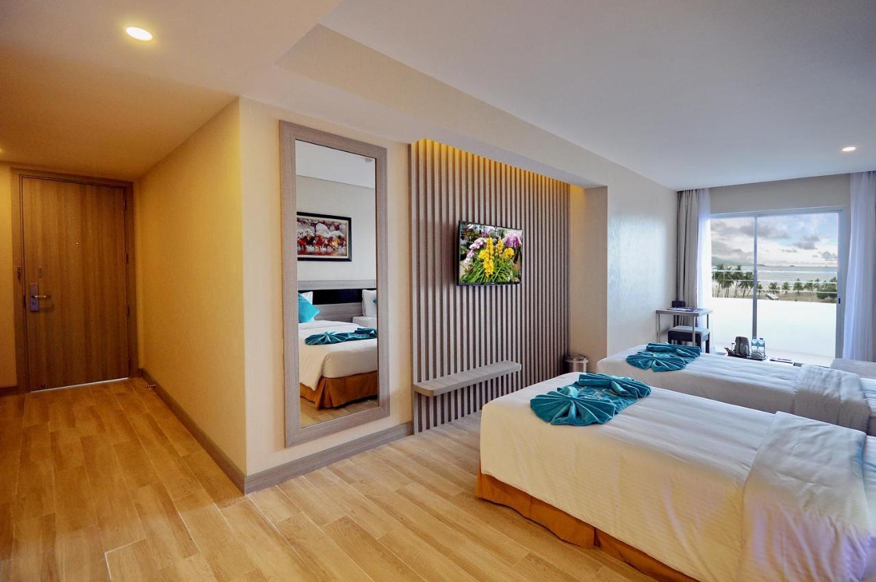 Hotel The Mcr Luxury Nha Trang Esterno foto