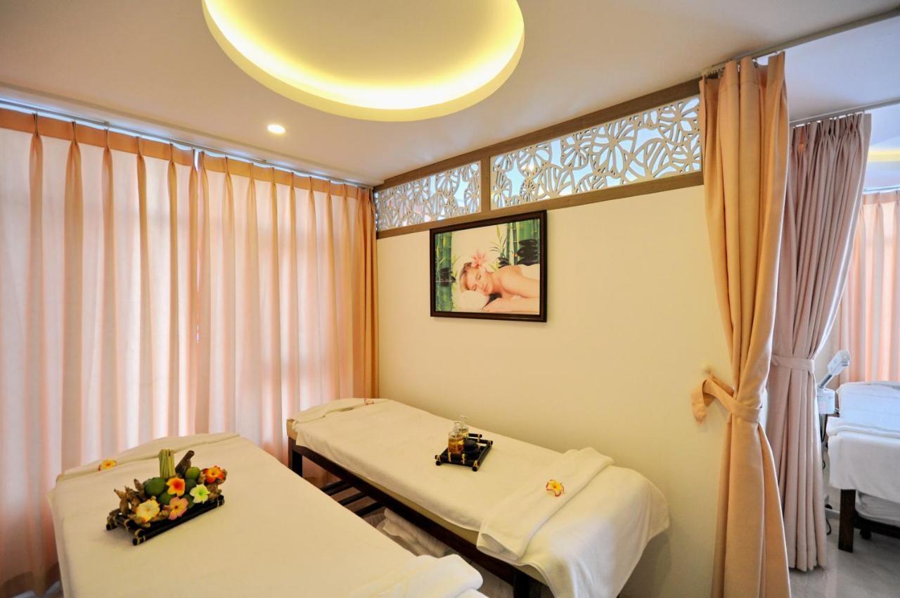 Hotel The Mcr Luxury Nha Trang Esterno foto